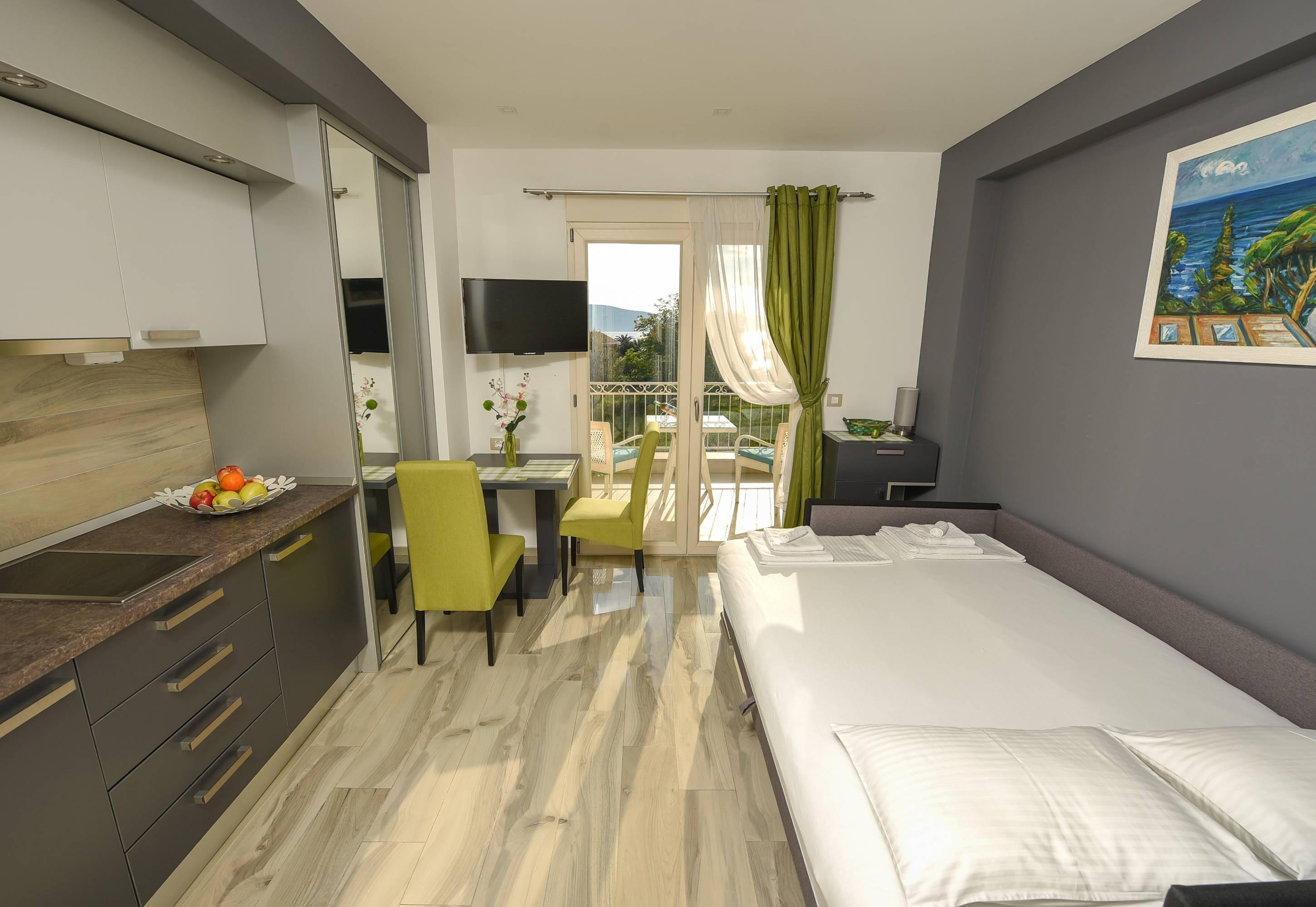 Sea Point Apart Hotel Tivat Kültér fotó