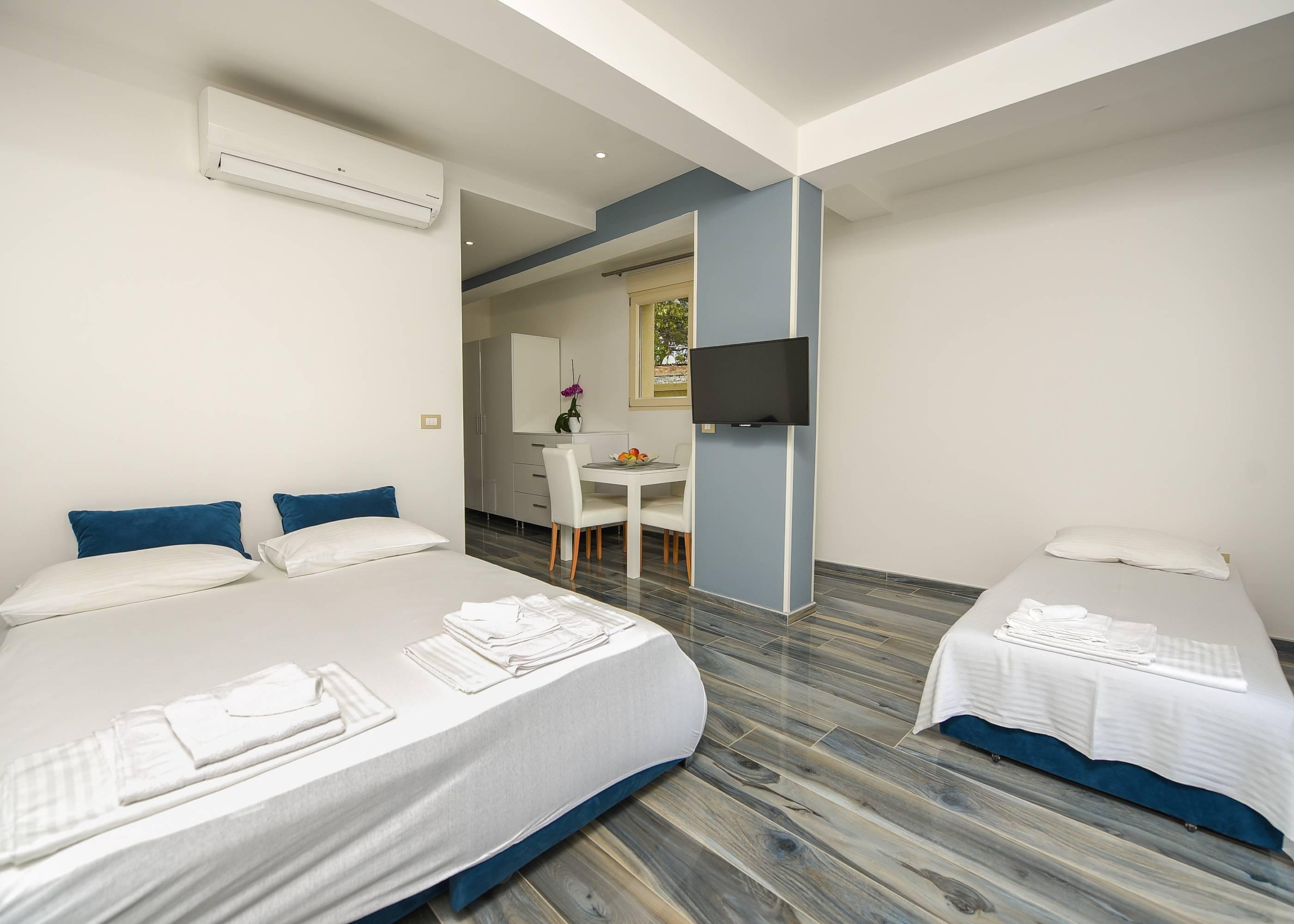 Sea Point Apart Hotel Tivat Kültér fotó