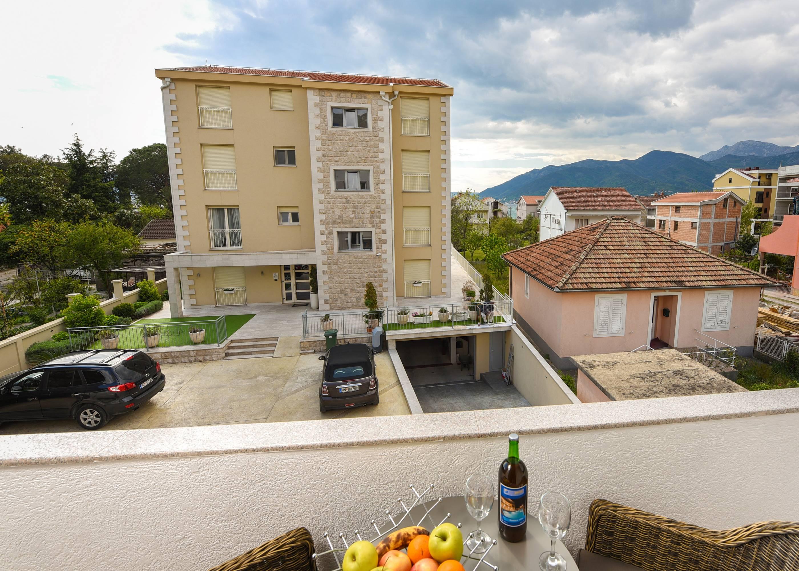 Sea Point Apart Hotel Tivat Kültér fotó