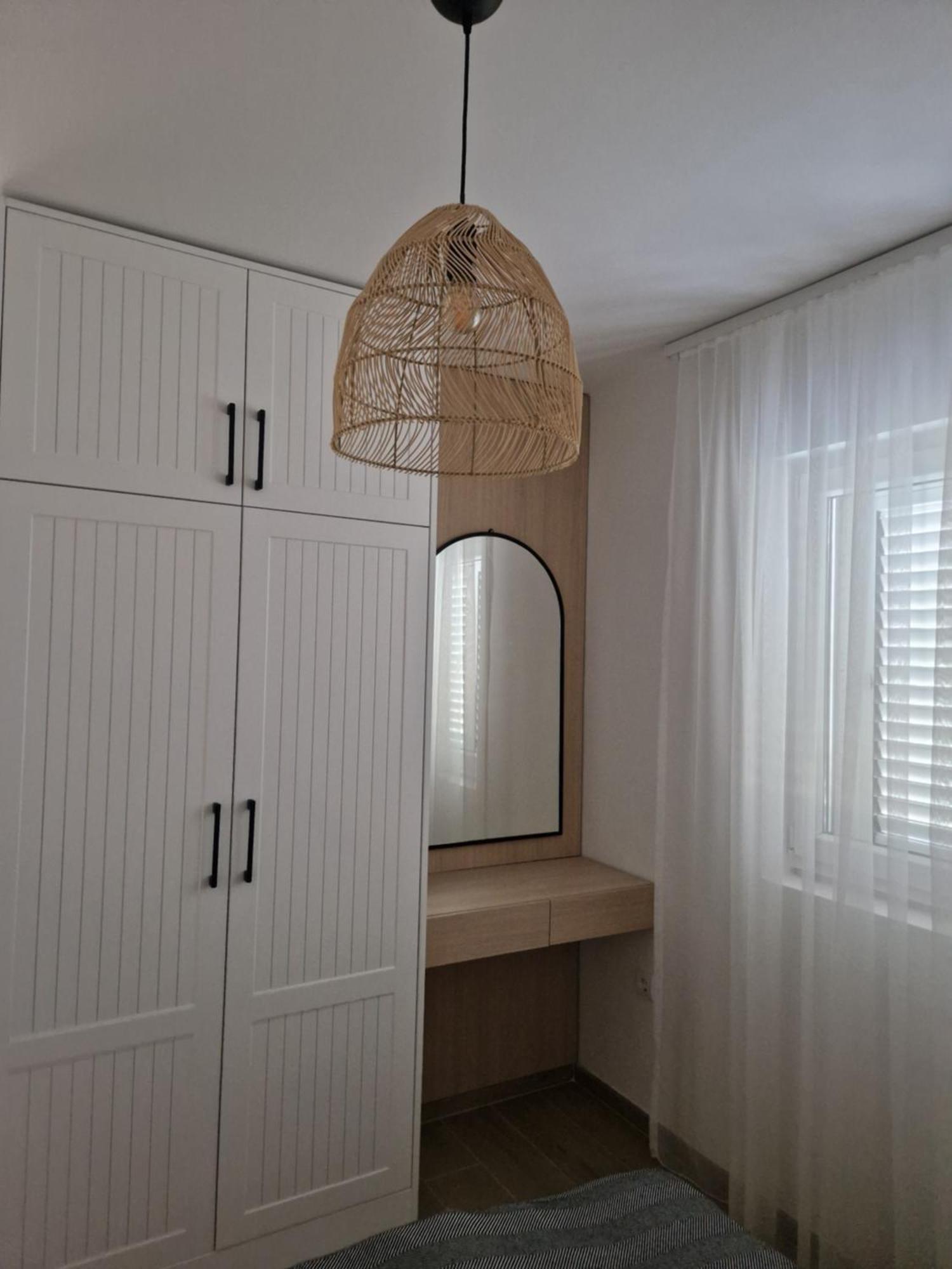 Sea Point Apart Hotel Tivat Kültér fotó